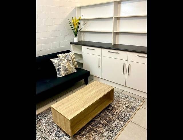 1 BEDROOM PROPERTY TO RENT IN WYNBERG